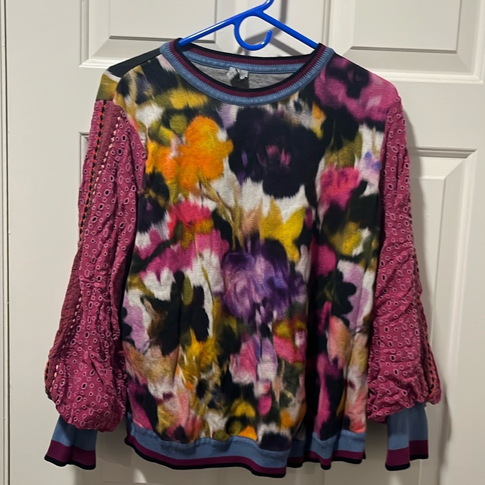 Sweatshirt feel from Anthropologie. Size 1X